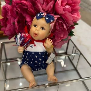 Patriotic Miniature Baby Doll 🎊💕🇺🇸